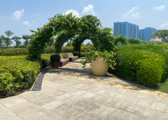 1br 2 Beds Family Friendly Near Moa - 9119c Apartment *